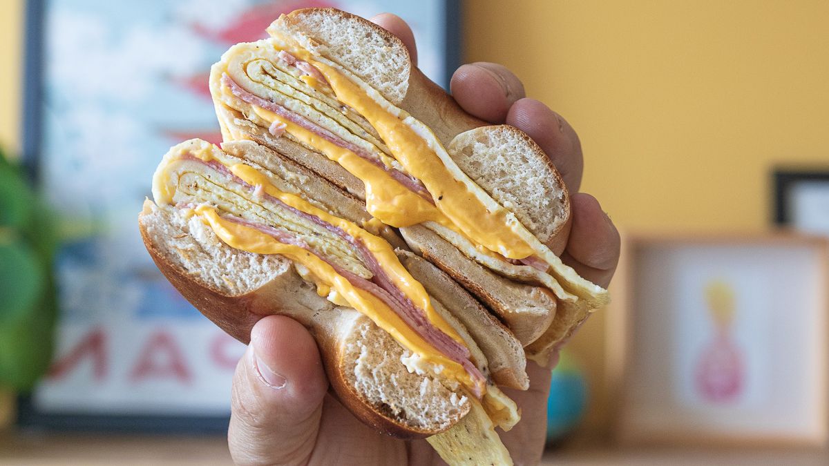 One Pan Egg Bagel